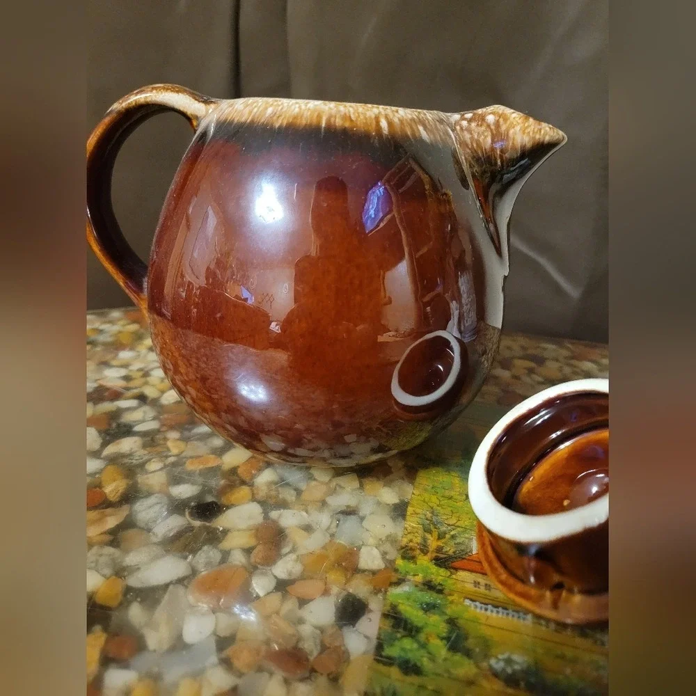 Vintage Hull Pottery Brown Drip Ball‎ Shaped Tea Pot & Lid with plate USA